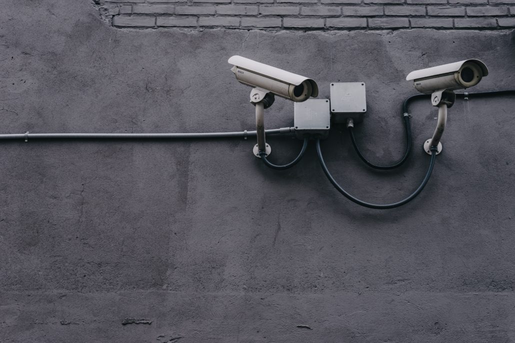 wired vs. wireless security cameras