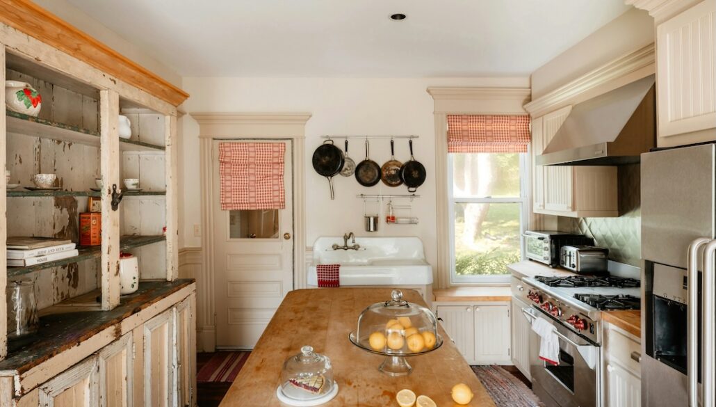 The safest option for any potential gas leak is a professionally monitored detector.