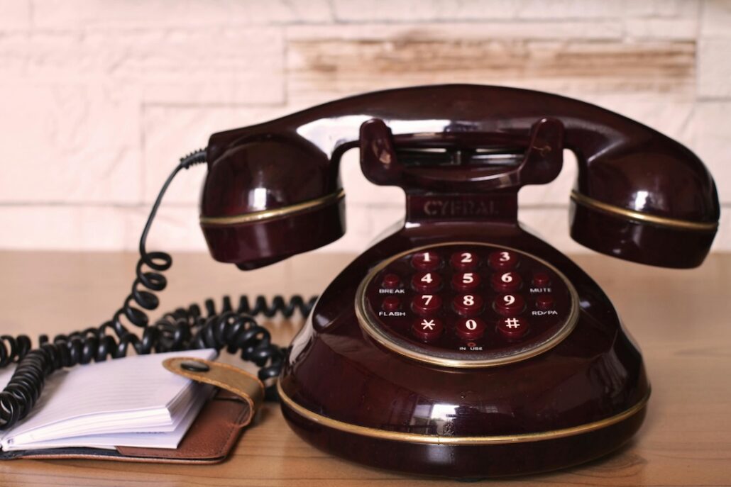 pexels-breakingpic-3073 - Home Alarms Canada Old systems may be connected to a non-existent landline.