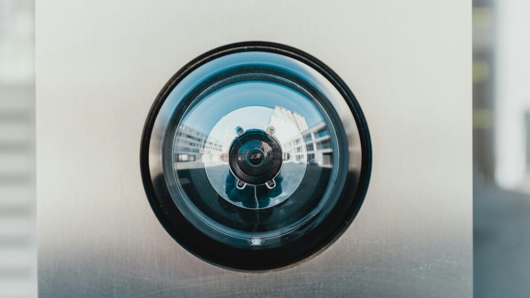bernard-hermant-IhcSHrZXFs4-unsplash | Home Alarms Canada Doorbell camera